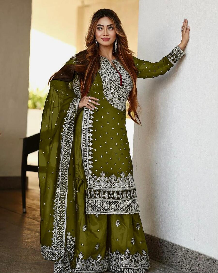 68048 DESIGNER GEORGETTE EMBROIDERY SEQUENCE WORK TOP SHARARA WITH DUPATTA Punjabi Style Suit